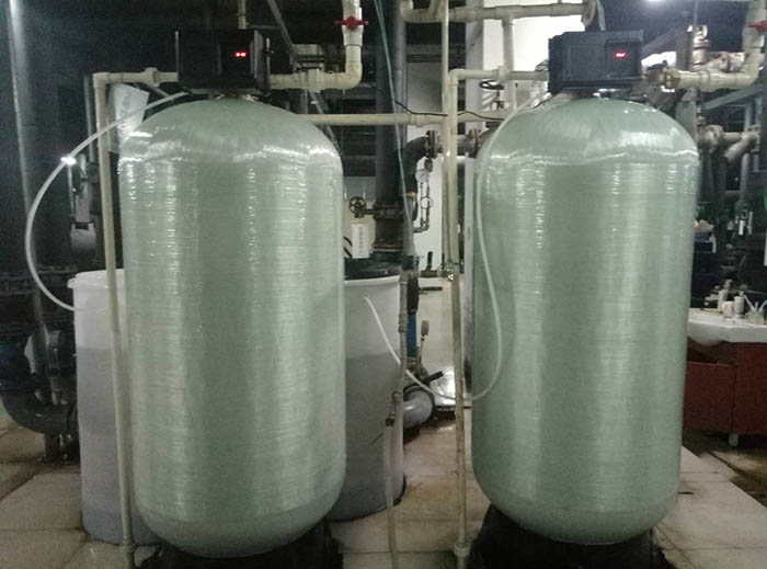 燕达健康城10吨一用一备换热站软化水处理设备