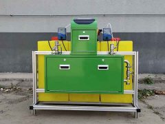 天津某公司采购中天恒远三箱三泵全自动加药装置