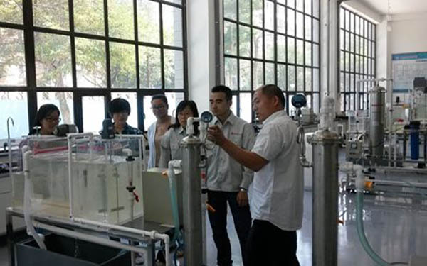 停暖后中天恒远技师赴供应公司指导培训考核