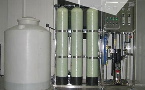 怎么维护和保养反渗透超纯水设备?(图) 怎么维护和保养反渗透超纯水设备?(图)