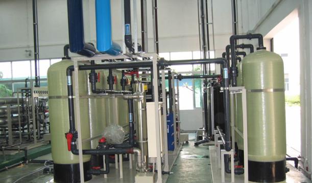 ��С�͹�ҵ�����豸�ķ���͸Ĥ��ϴ�����ʹ��