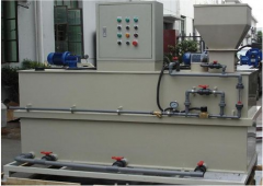 �����Զ������ʶһ����ȴˮ���ܻ�ȫ�Զ���ҩװ�ã�ͼ��