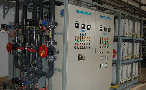 化工行业生产用超纯水设备安装要求及工作原理 化工行业生产用超纯水设备安装要求及工作原理